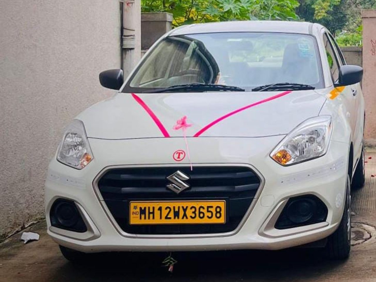 corporate car on rent